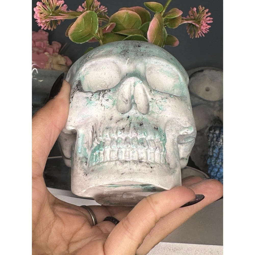 Skull Concrete Plant Pot Black Green Handmade Cement Succulent Planter - Picture 3 of 10